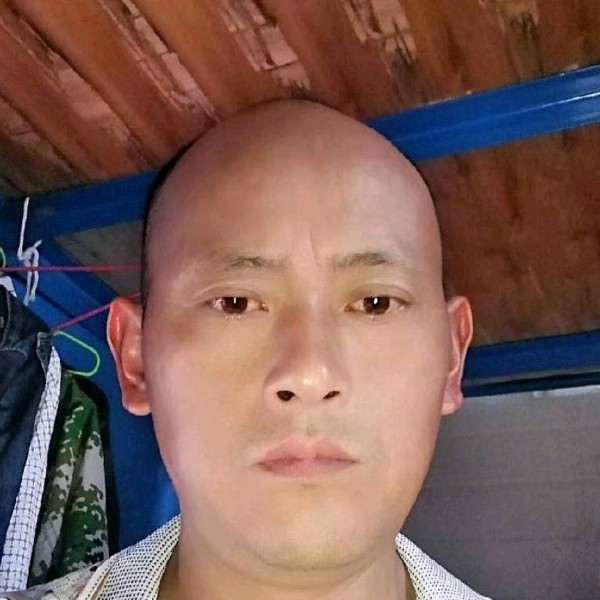欧加明的照片