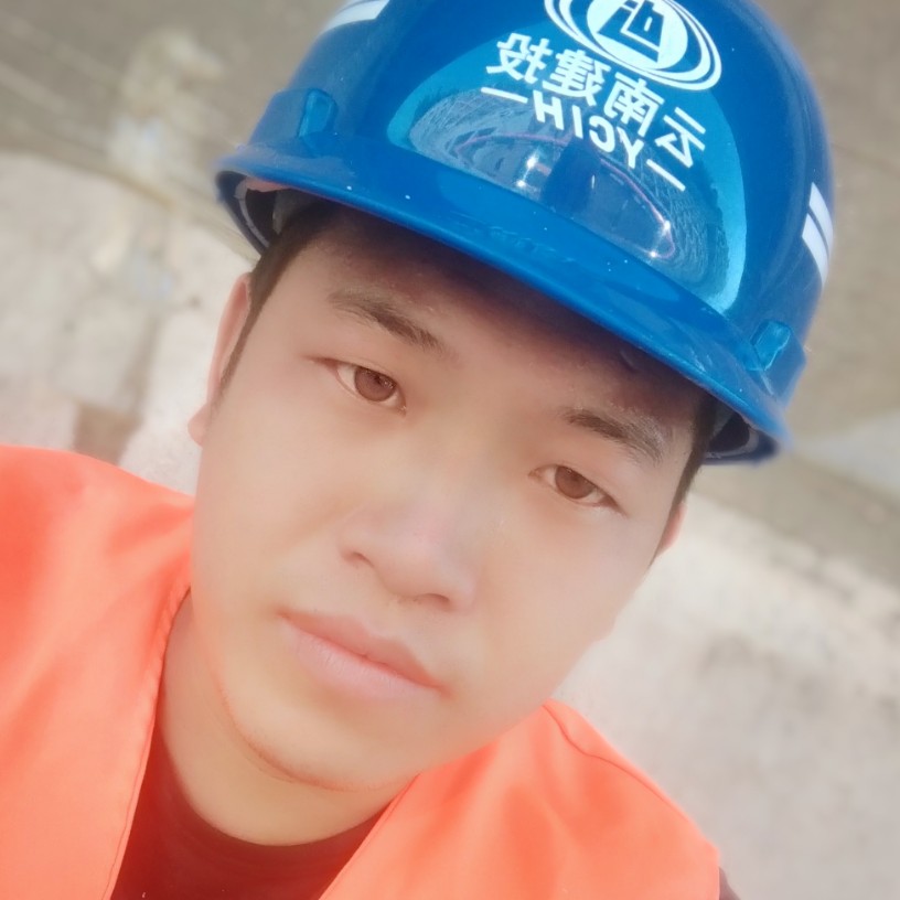 大山回眸称心的照片