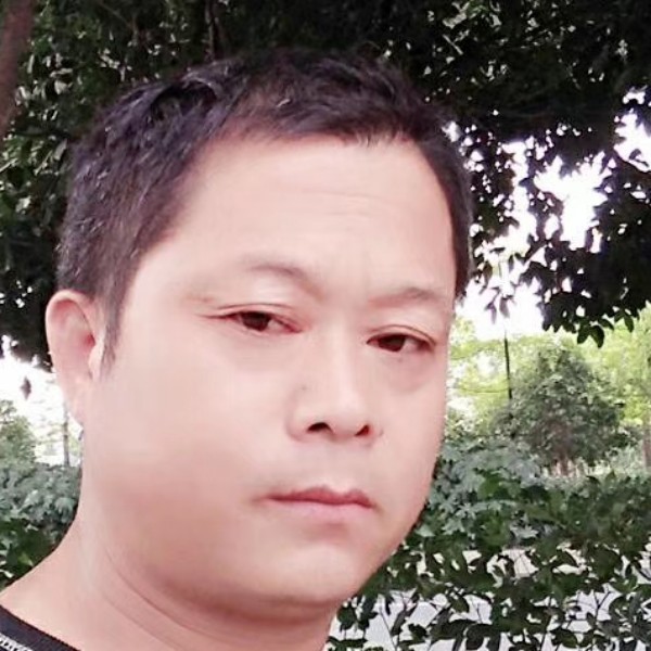 锦瑟打落拓的照片