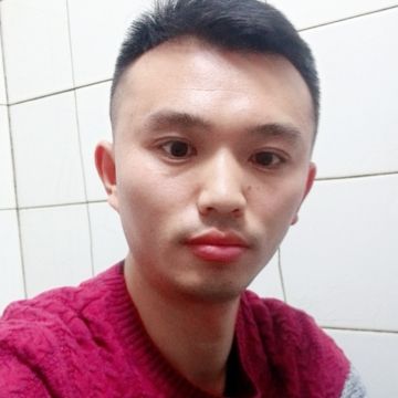 迷人改变帅哥的照片