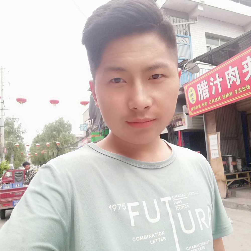 心仪的那个她的照片