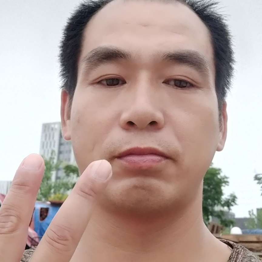 镜子爱一个人的照片