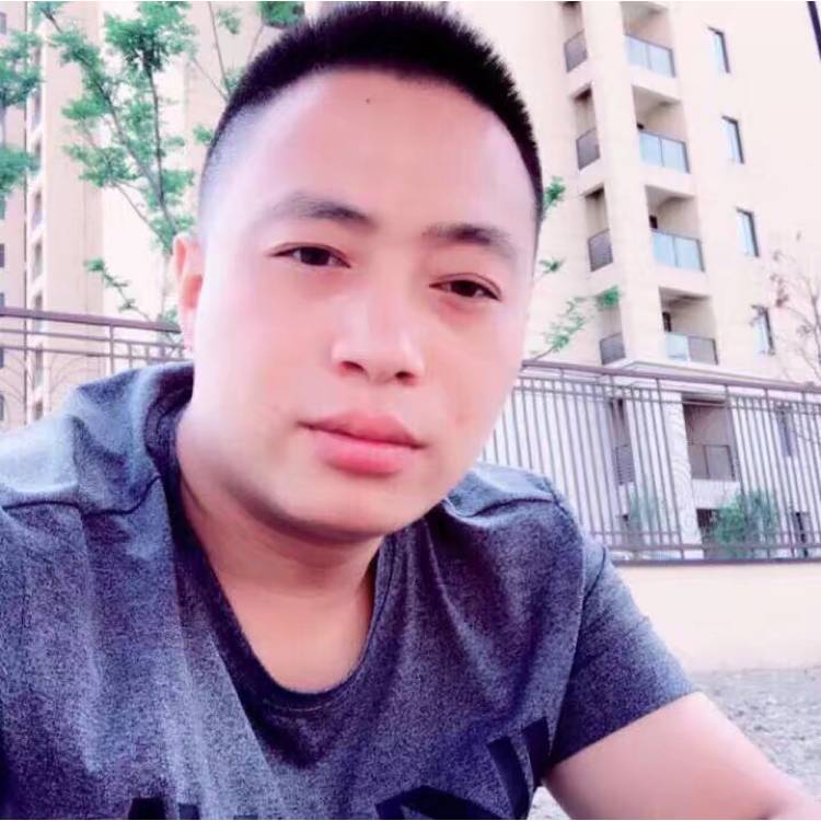 （凡夫俗子）的照片