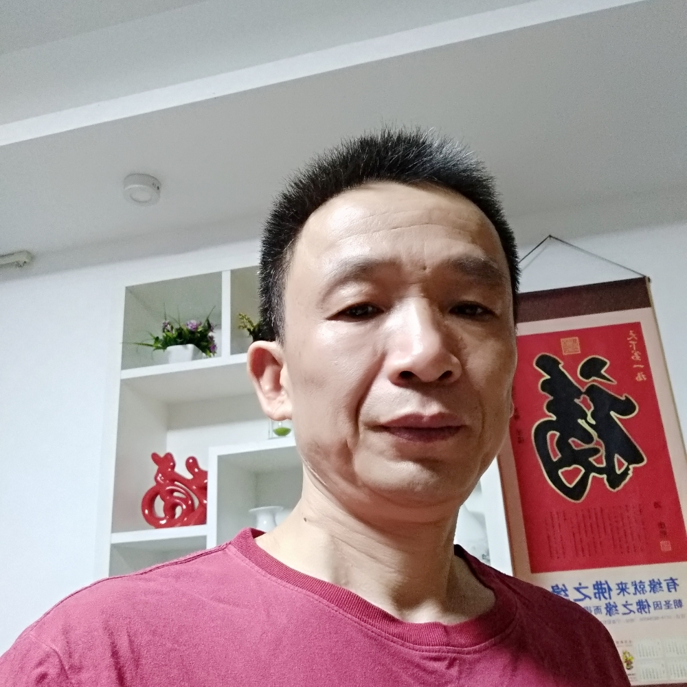 敏感爱恋柜子的照片