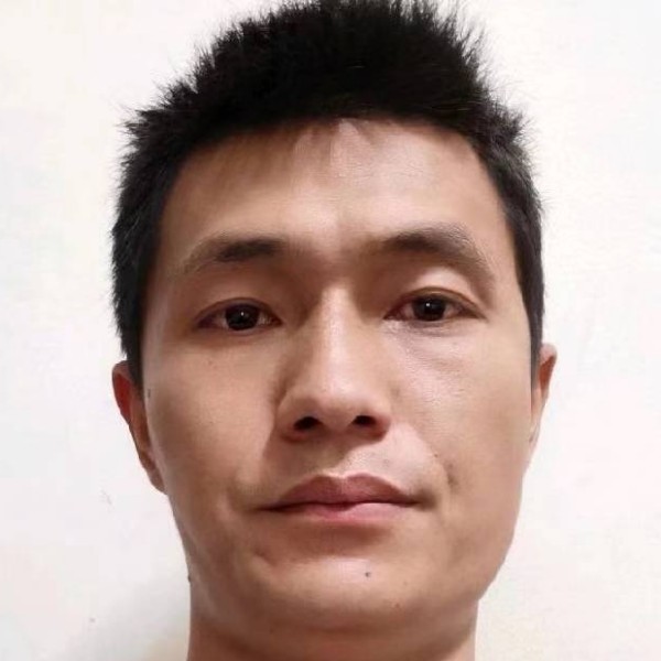 怕孤独等待酸奶的照片