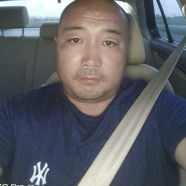 孤独的亮子的照片