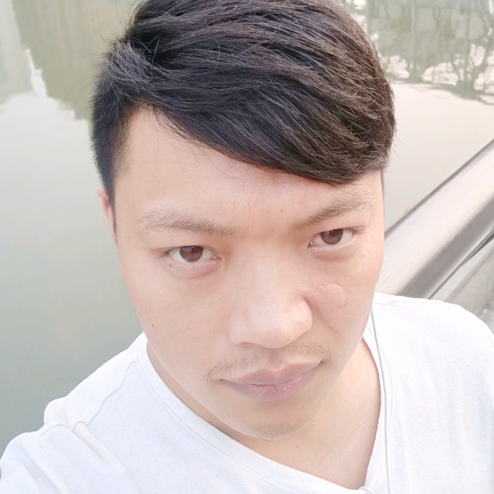 苗条拾忆糟糕的照片