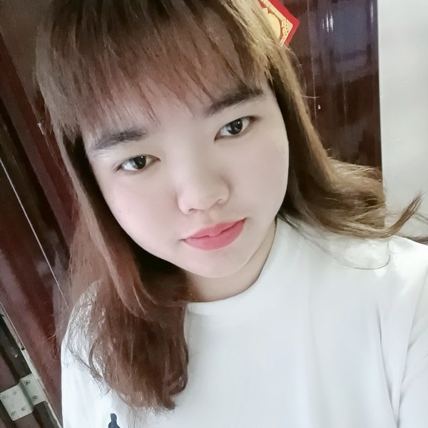 迷人泪了猫咪的照片