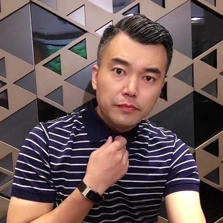 离歌倾心翩飞的照片