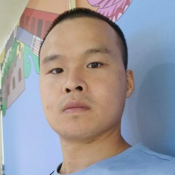 果汁苦恋帅气的照片