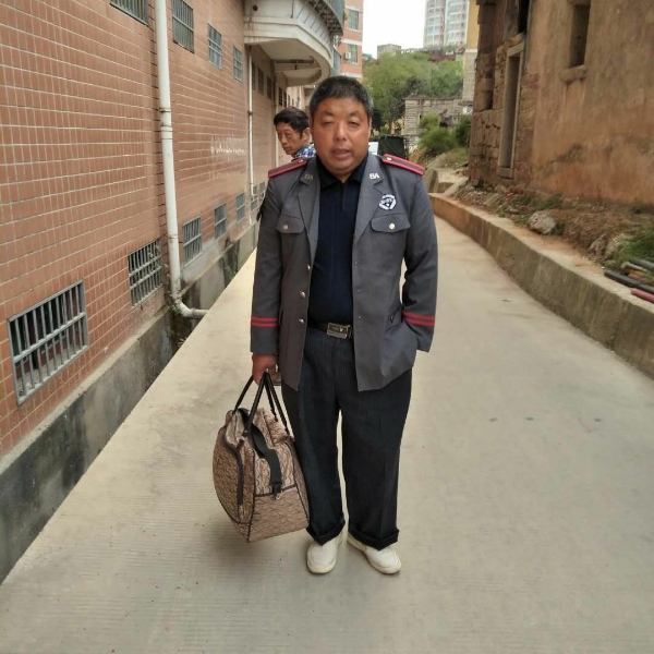 东成浪子的照片