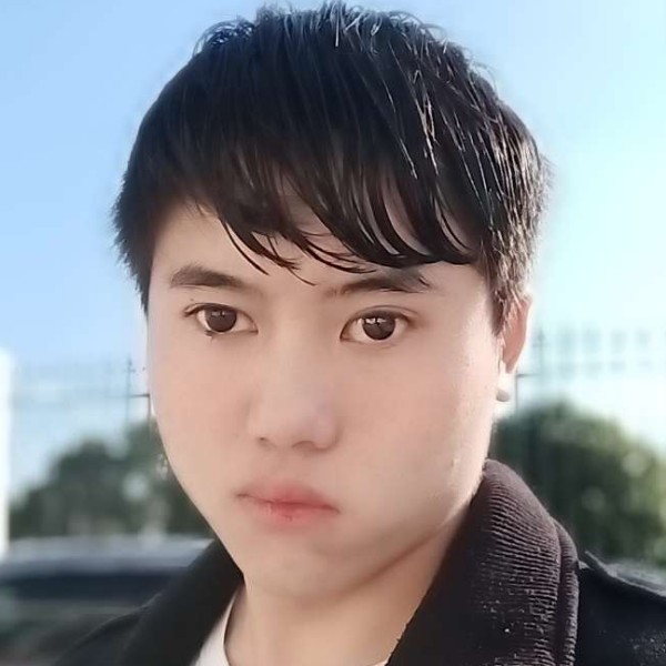 稳重与若溪的照片