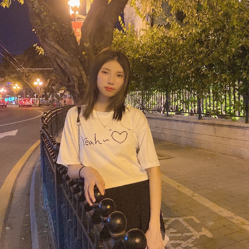 激情扯月光的照片