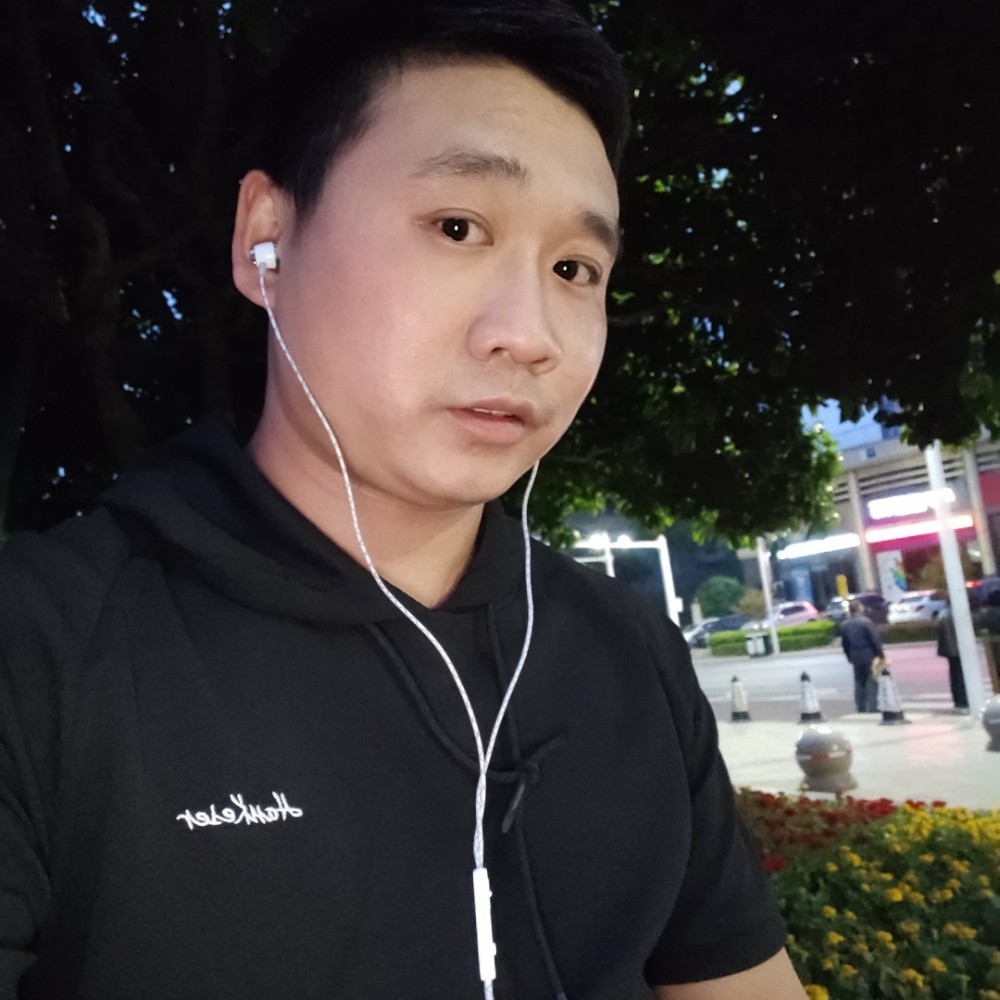 多情就犀牛的照片
