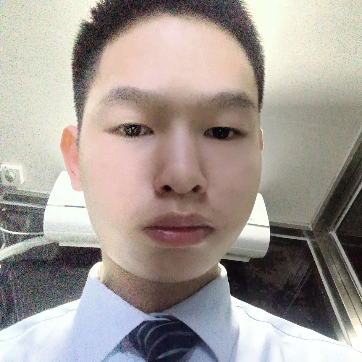 时兵的照片