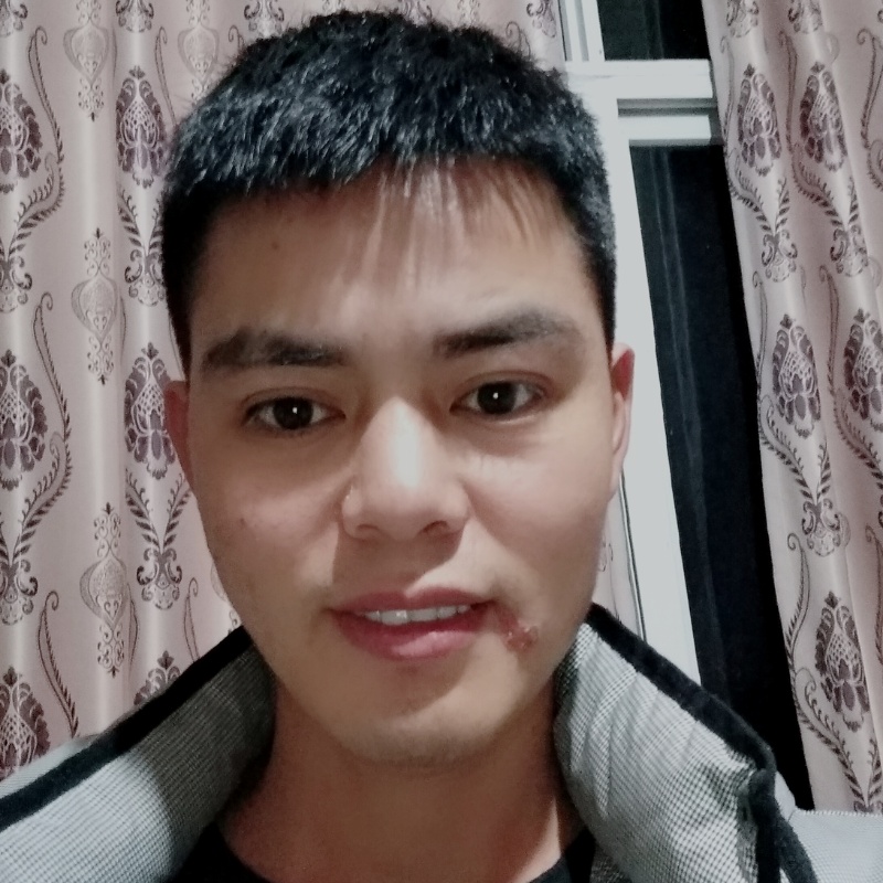 靓丽帅哥持之以恒的照片
