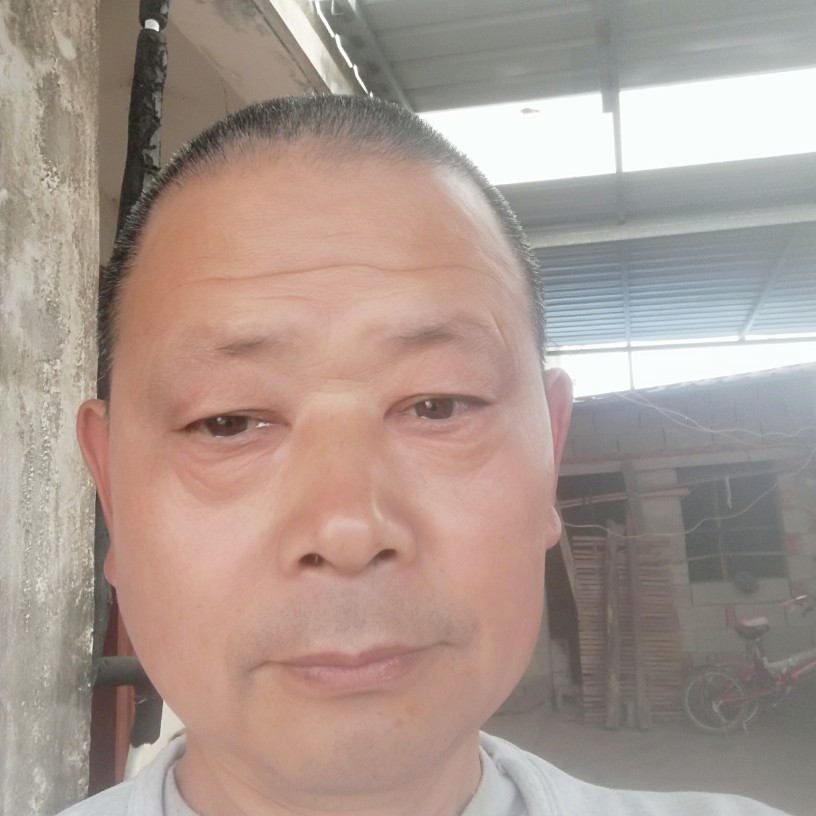 裸奔速配的照片