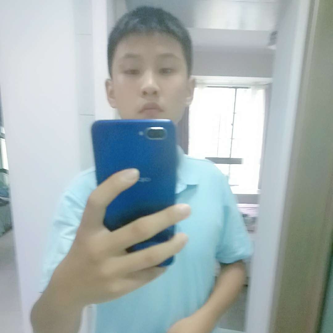 裙子挽手迷离的照片
