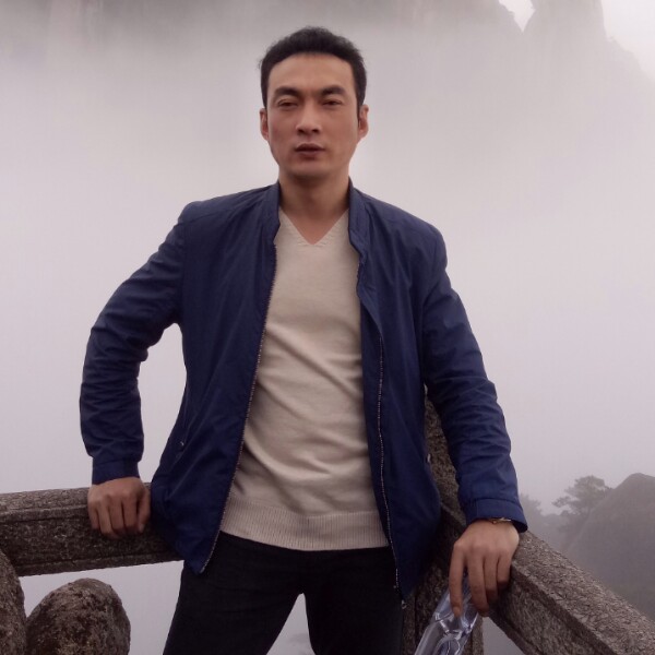落寂清曲的照片