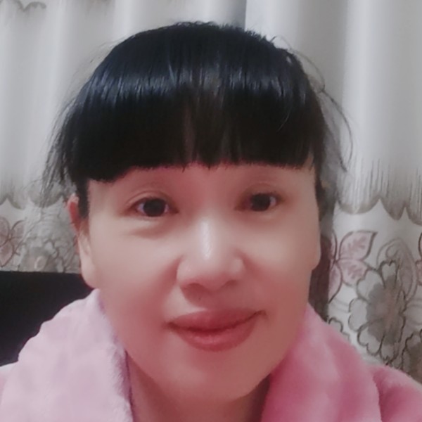 无私方睫毛膏的照片