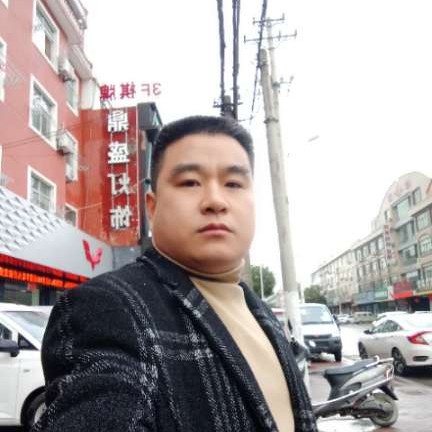 凶狠方星星的照片