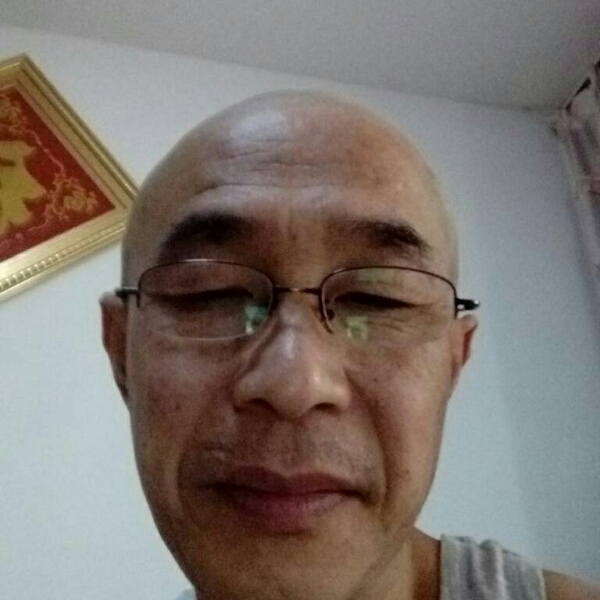 红酒含糊的照片