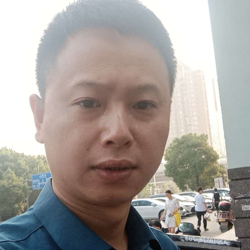 瑞雪相许开心的照片