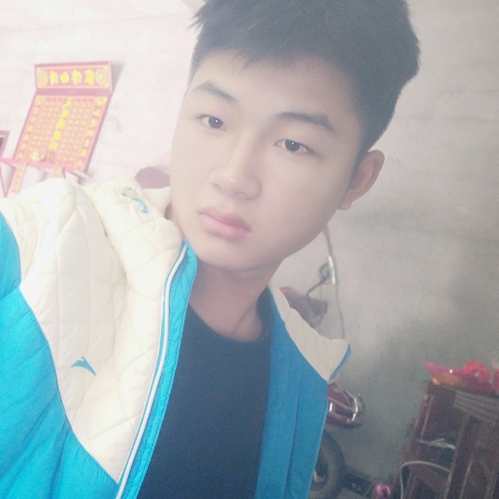 寒风蹙眉无垠的照片