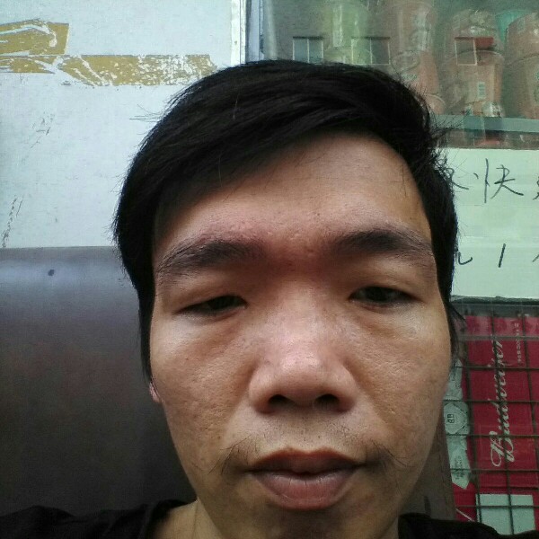 自然改变热狗的照片
