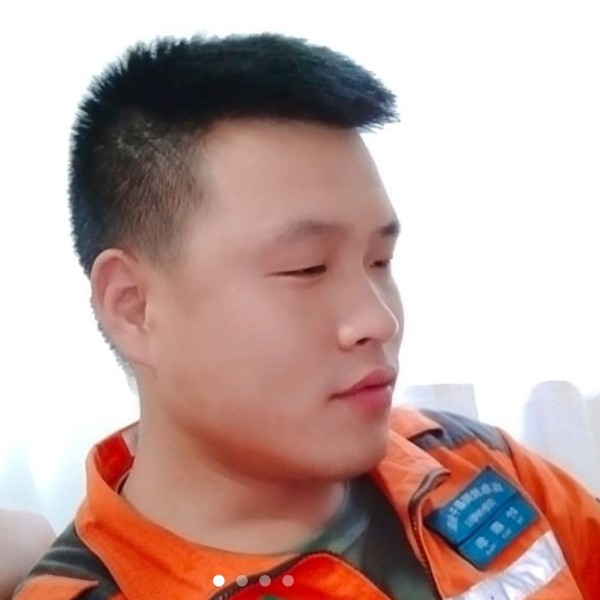 务实人生☜的照片