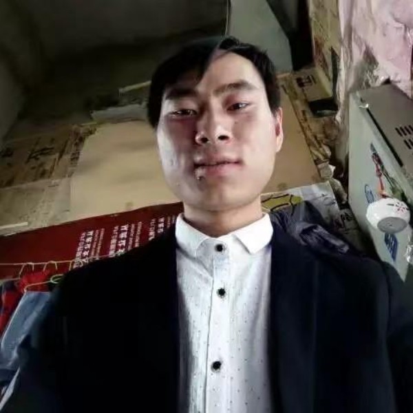 越努力；越幸运的照片