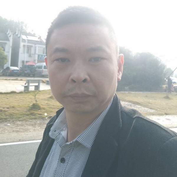 应山兄弟的照片