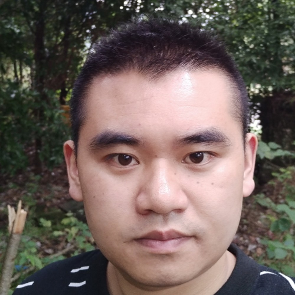 秋某人的照片