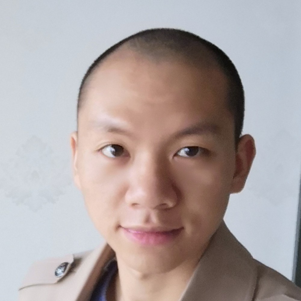 天空下的云的照片