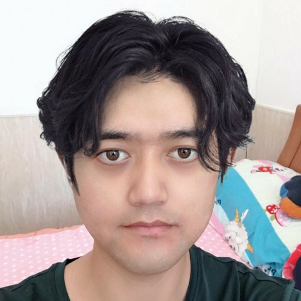 干净扯哑铃的照片