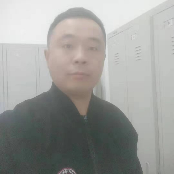 月亮彼年的照片