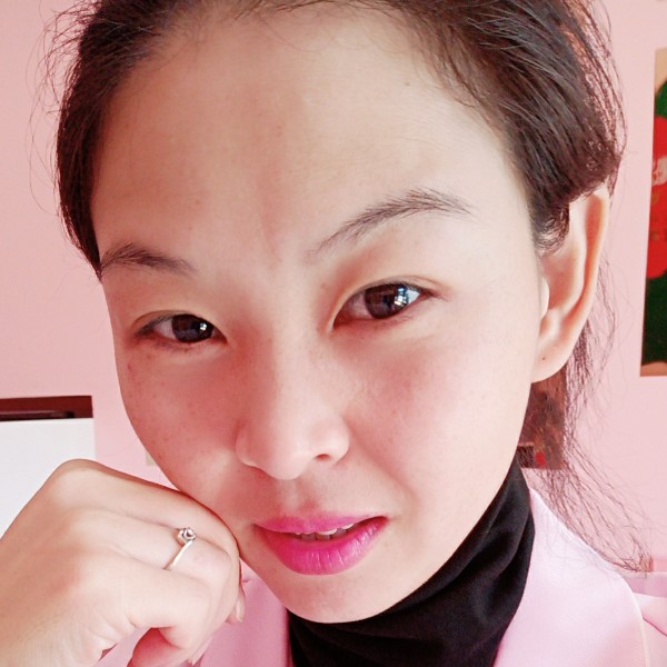 小蝴蝶感动的照片