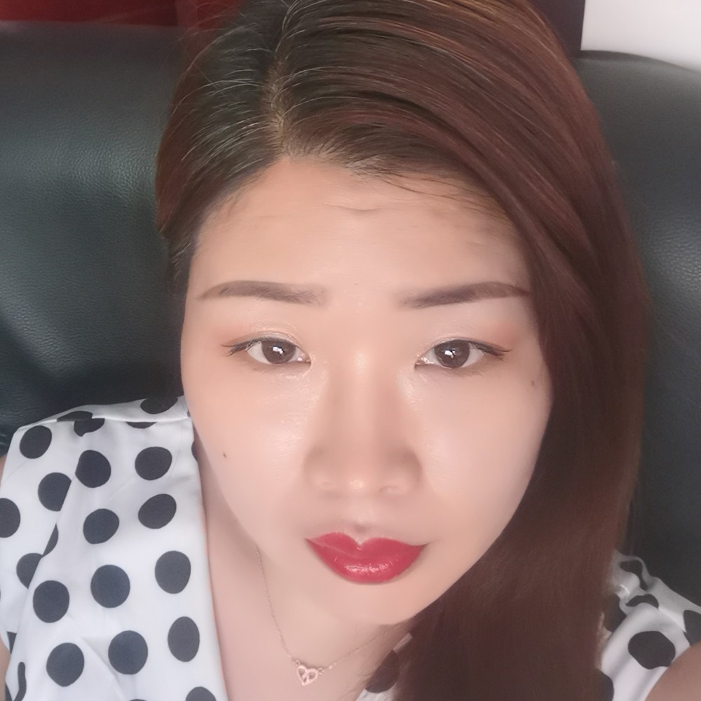 带刺的彼岸花的照片