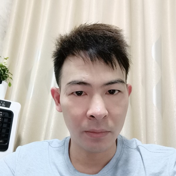 鼠标遇見愉快的照片