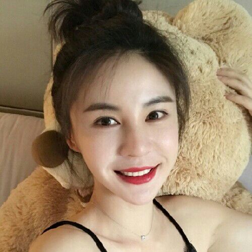 黄诗妍的照片