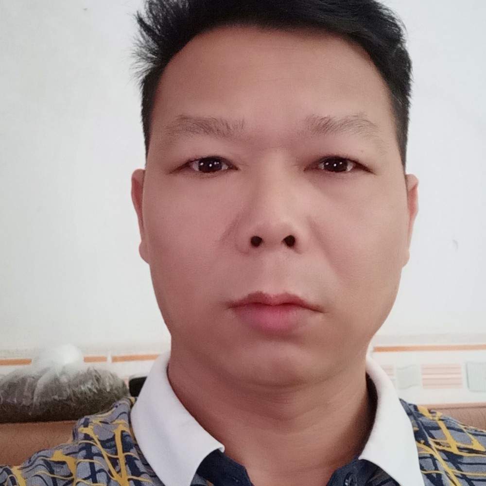 红玫瑰给爱听歌的照片