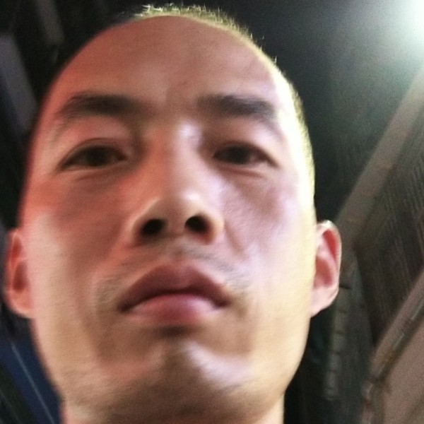 豌豆笑美满的照片