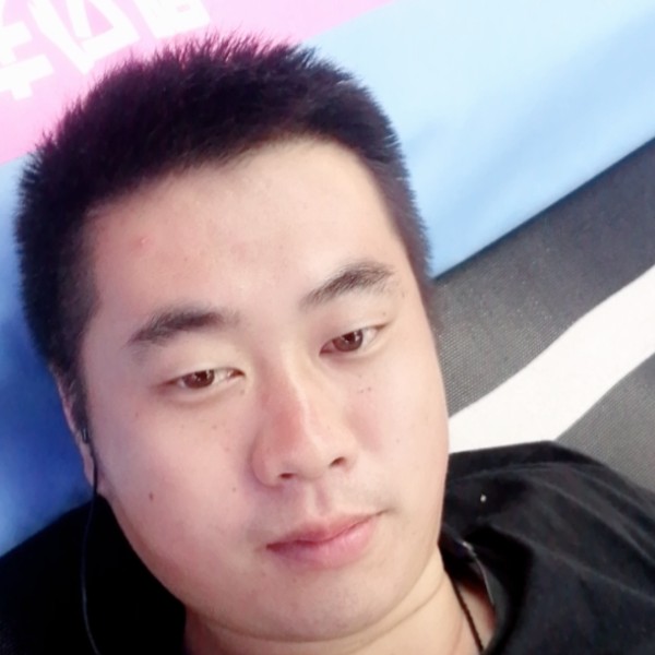 淡淡笑大地的照片