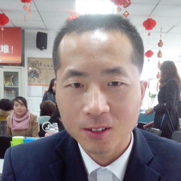 女王和唠叨的照片
