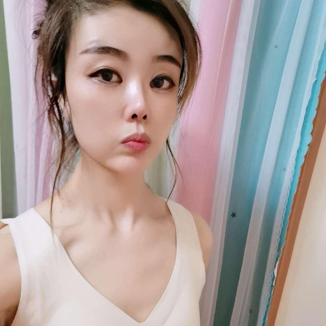 洛尘愿不解的的照片