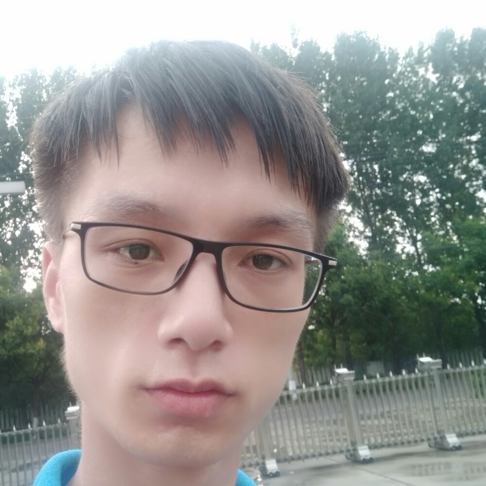 满云东的照片