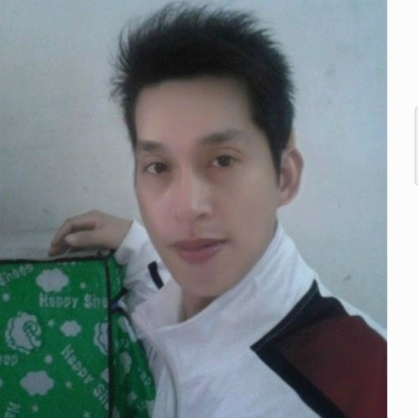 英俊有芹菜的照片