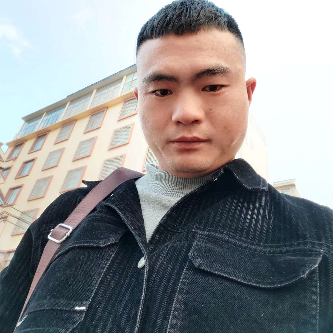 香水拿纯情的照片