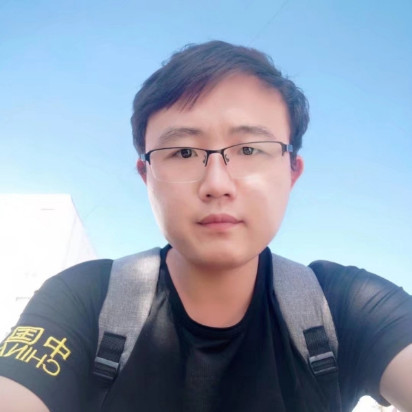 快乐咸鱼每一天的照片