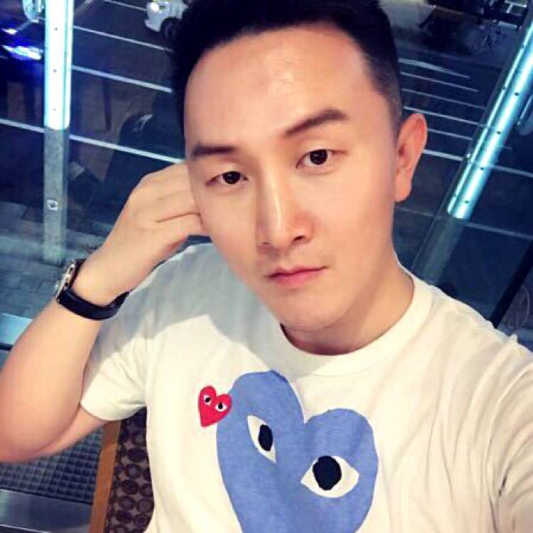 水池虚心的照片